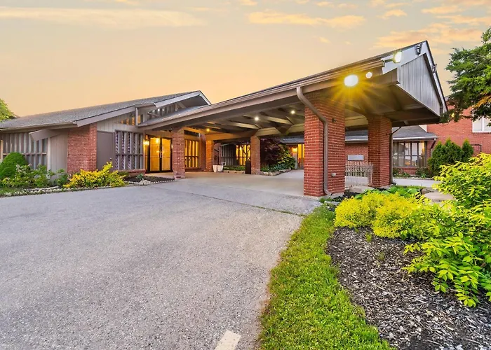Pet Friendly hotel: Rodeway Inn Festival